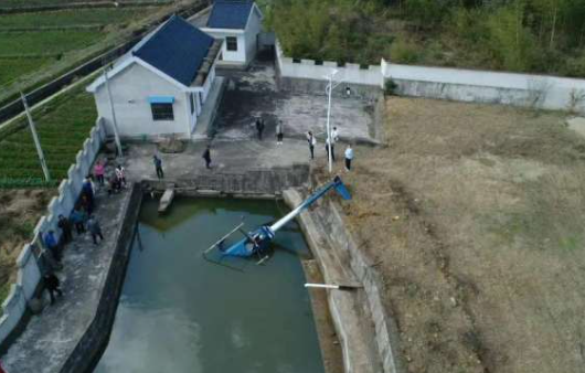 官方通报安徽宁国直升机坠落水池，具体是怎么回事？